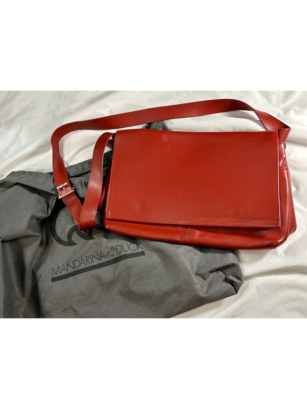 Vintage Mandarina Duck Red Leather Messenger Crossbody Bag Italy w/ Dust Bag